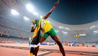 爱游戏 vip-暖心时刻：NBA球员在赛场外积极投身公益事业，nba球员向中国捐款